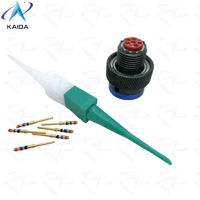 MIL-DTL-38999 Serie II Olijfgroene koperlegering Contactplug voor militaire doeleinden met thermoplastische isolator MS27484T08B35P JTG06