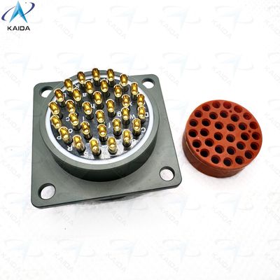 500V MIL-DTL-26482 Serie I Aluminium legering Shell Connector Duurzaam voor industriële MS3112E18-32PN Vierkant flenstervat