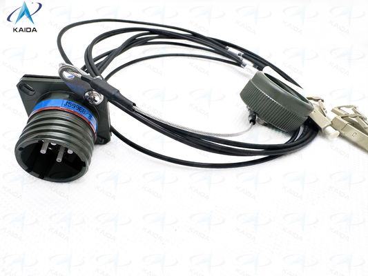 Optische glasvezelconnectoren met vrouwelijke connector, met montage van een verruimde glasvezelconnector